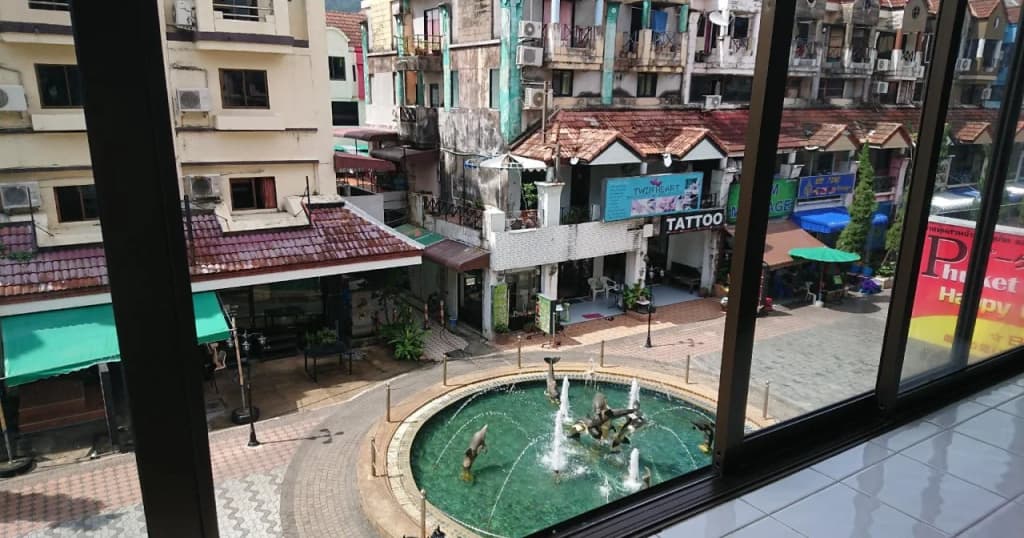 Happy Guesthouse - photo 10