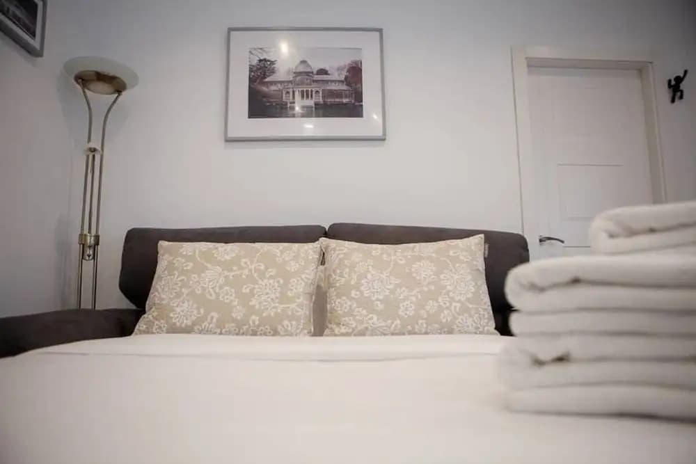 Lovely & Chic one bed Apartment Next to El Prado - photo 5