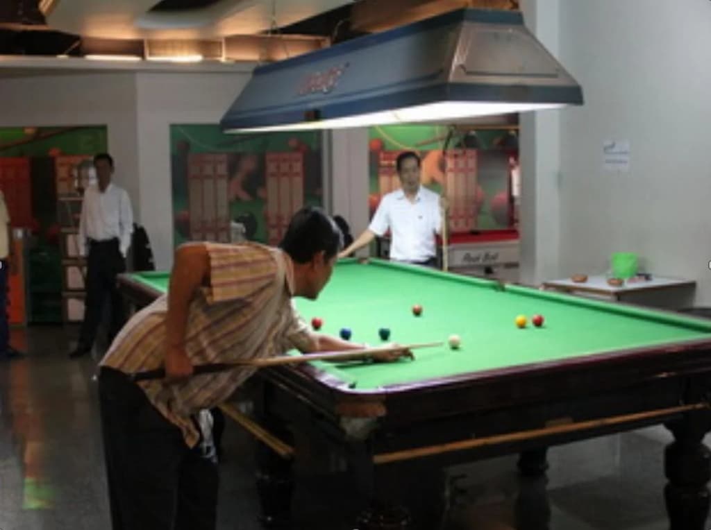 Pradipat Hotel - photo 10