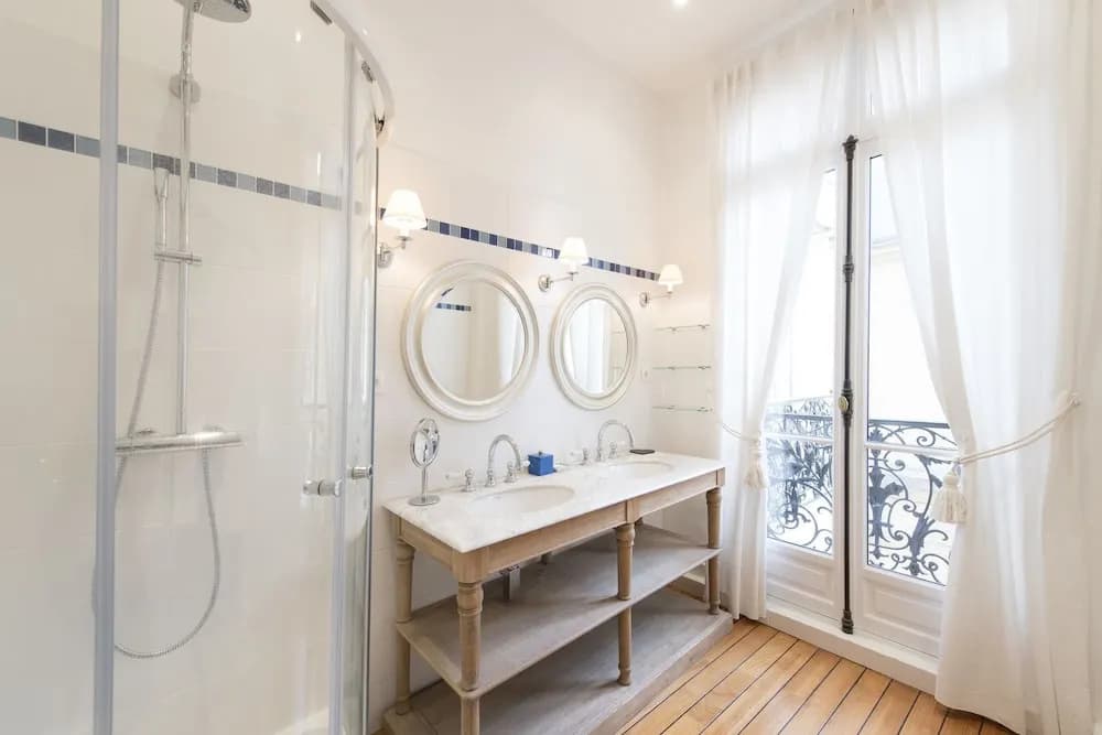 Duplex Near Trocadero - photo 2