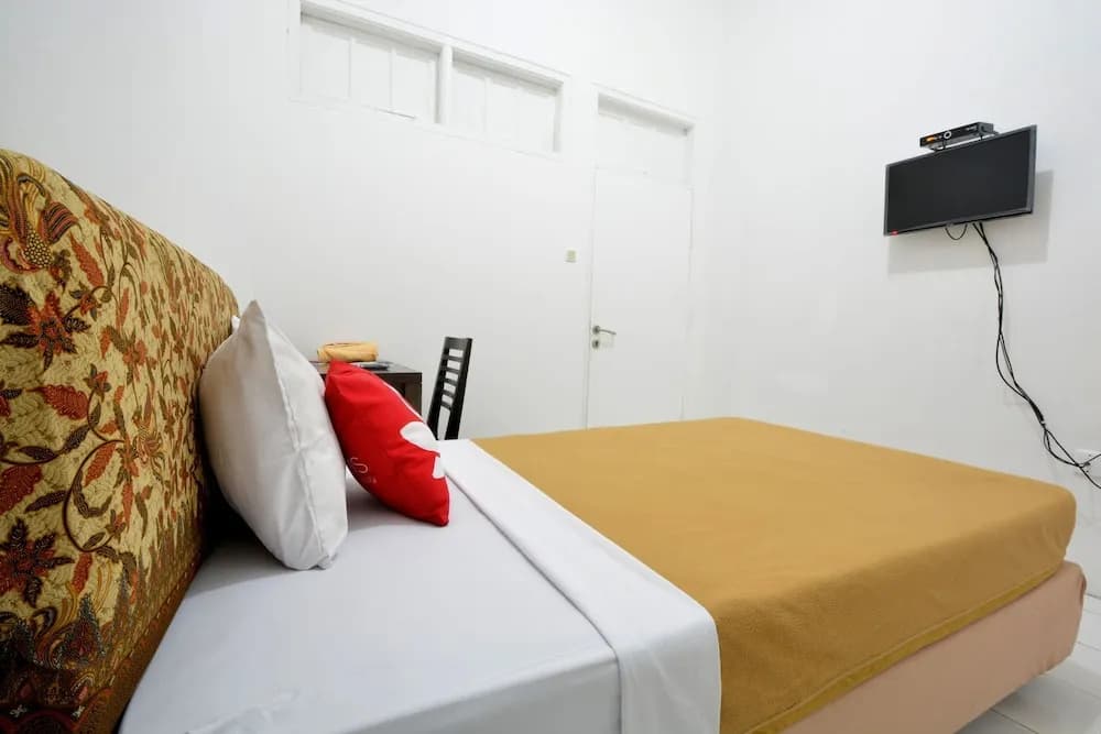 ZEN Rooms Basic Near Pasar Baru - photo 20