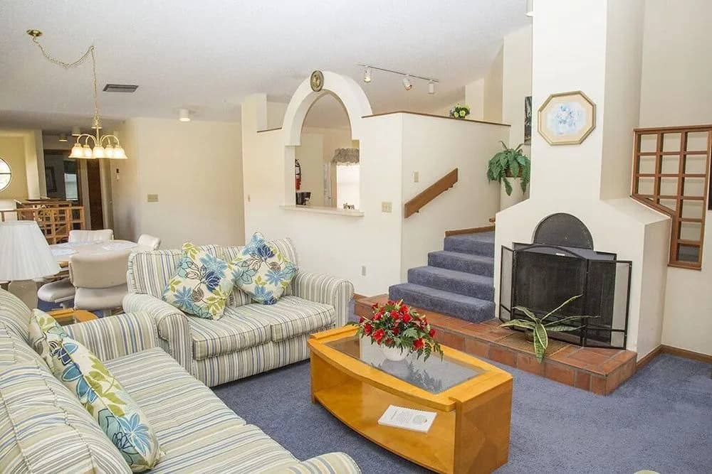 Claremont Holiday Home - photo 10