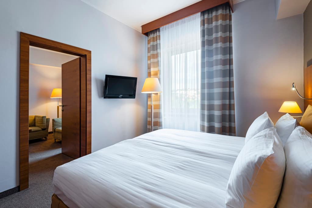 Grand Hotel International - photo 6