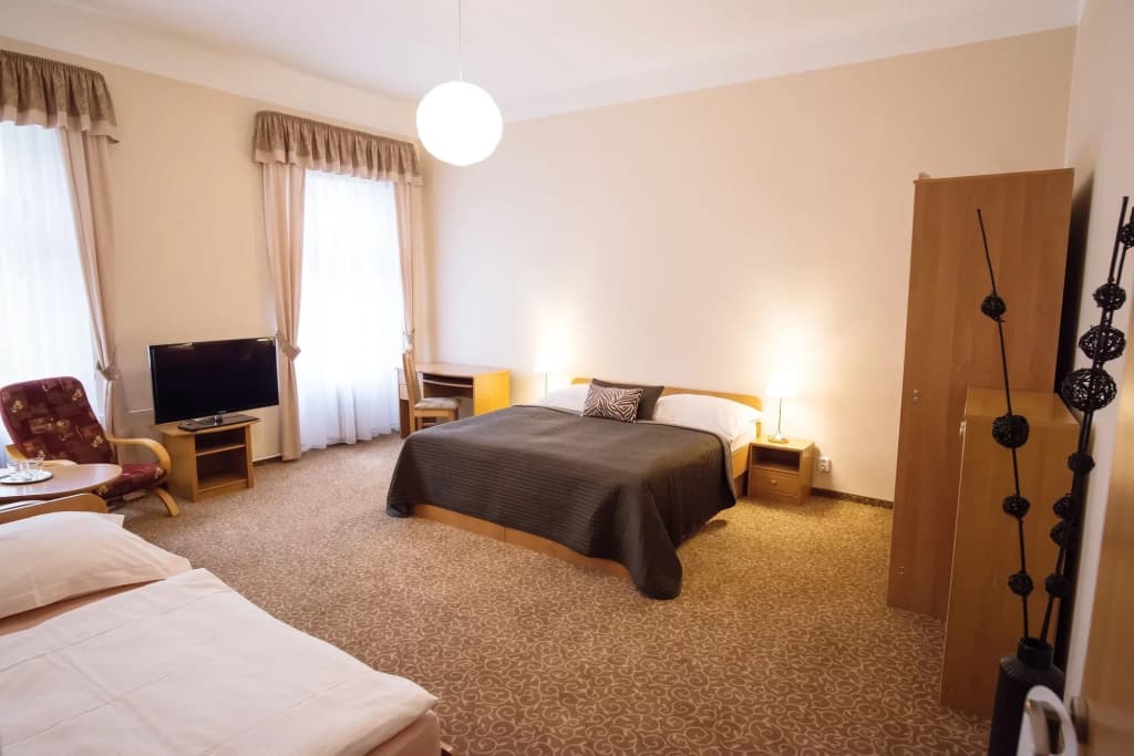 Hotel City Bell - photo 7