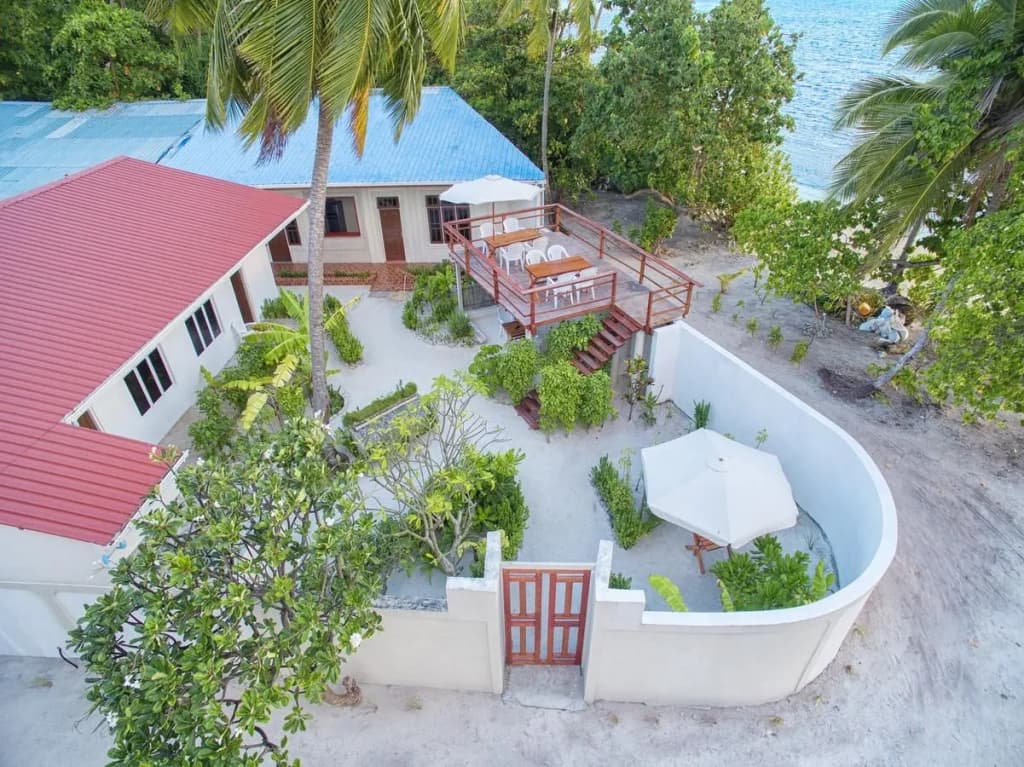 South Ari Dive Center - photo 25