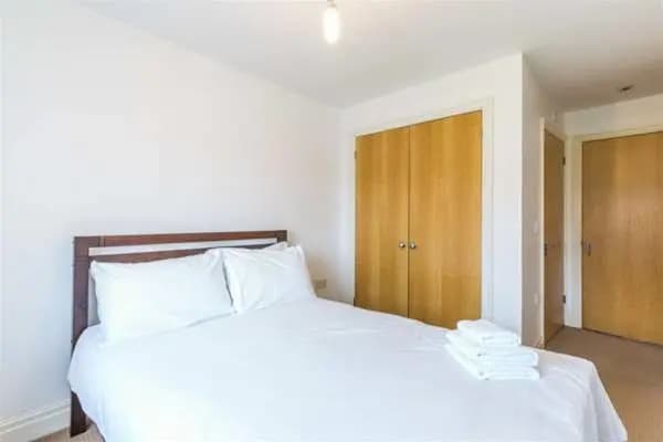 Millharbour Apartments - photo 14