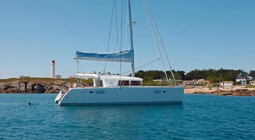 Bliss Boutique Yachting - Phuket - photo 5
