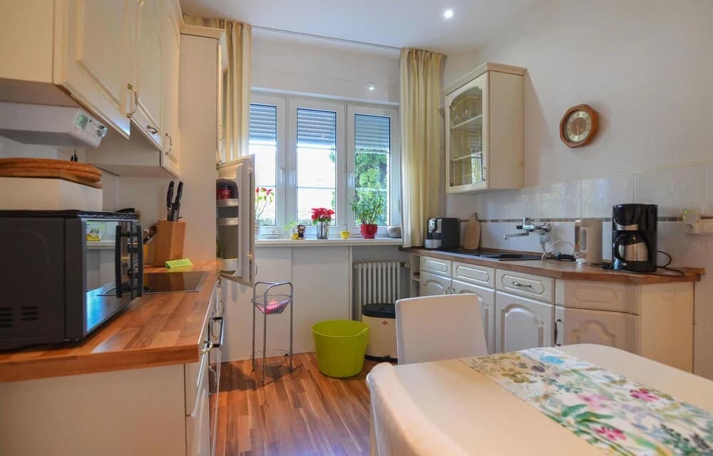 Beautiful Home in Berlin With 2 Bedrooms and Internet - photo 14