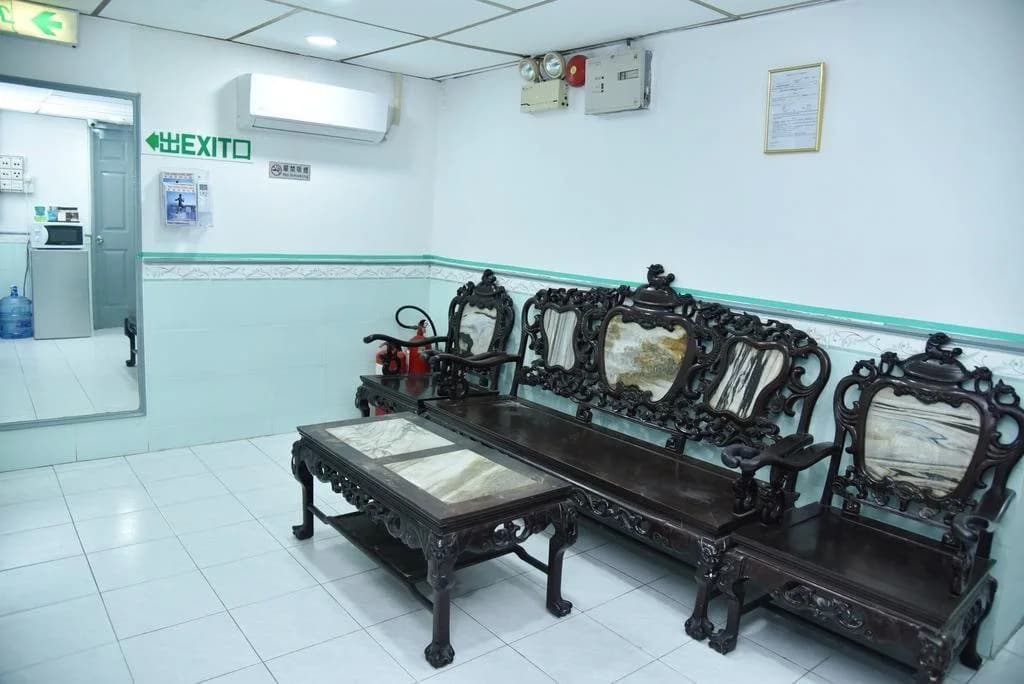 Jas Guest House - photo 13