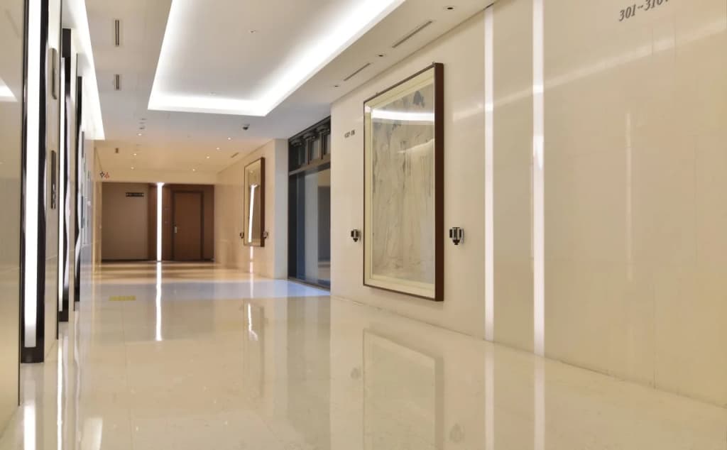 Pacific Hotel - photo 10