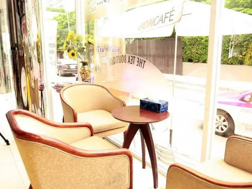 Sun City Hotel - photo 11