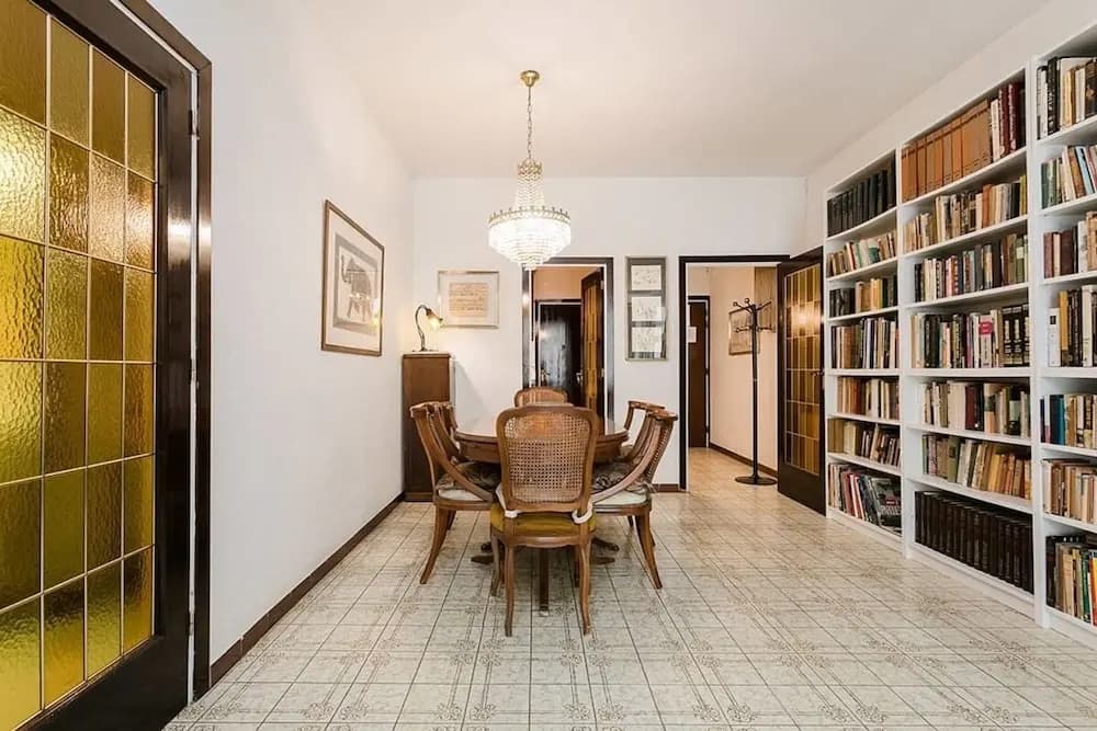 Vintage 3bed/2bath With big Terrace in Eixample - photo 11