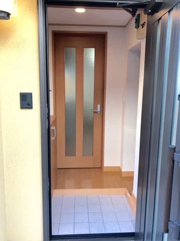 Yellow House - photo 10