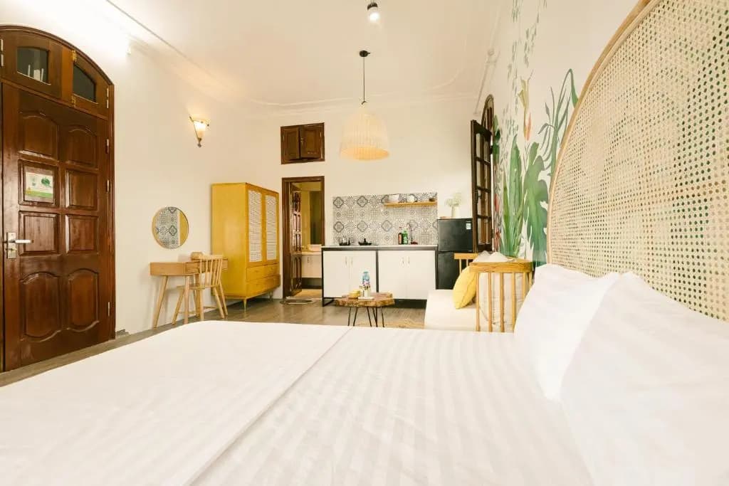 Eden Westlake Hotel - photo 4