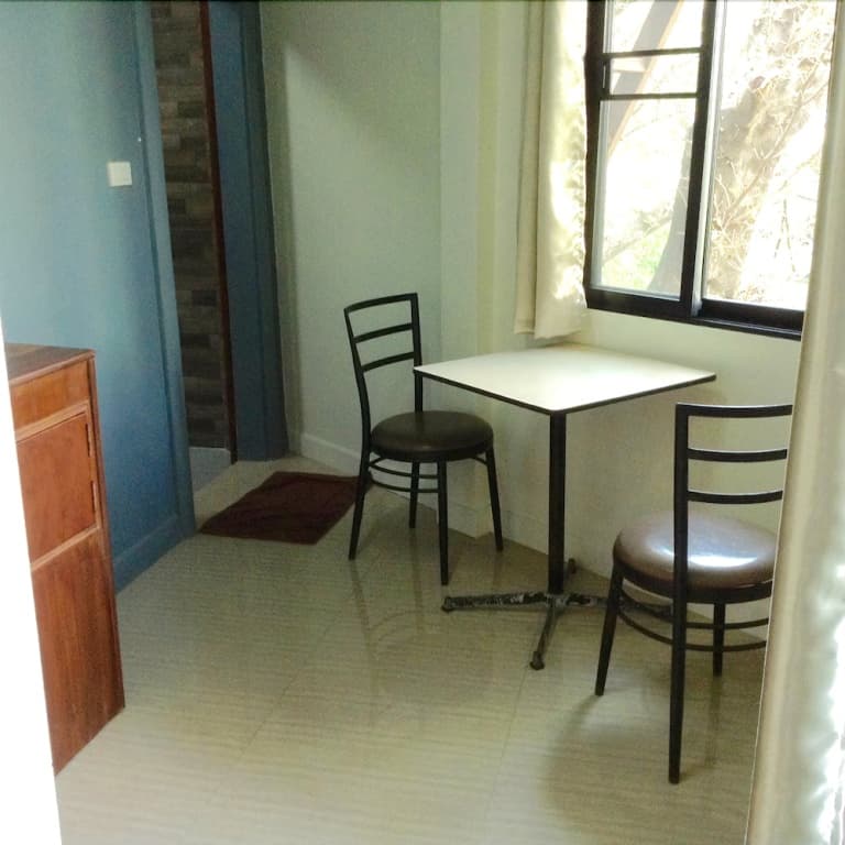 BC guesthouse Si Phraya - photo 12