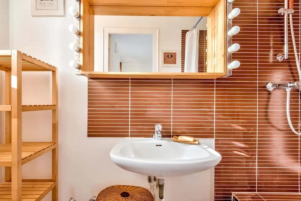 Charming Apartment for 2 in the 12th District - photo 8