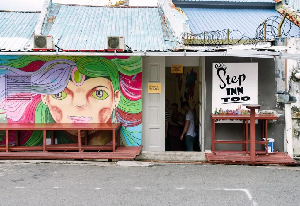 Step Inn Too - main photo