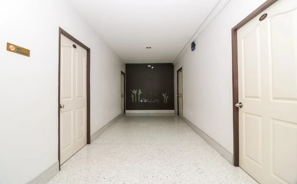 The Fifth Residence Hotel - photo 12