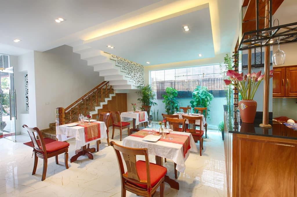 Serene River Villa - photo 16