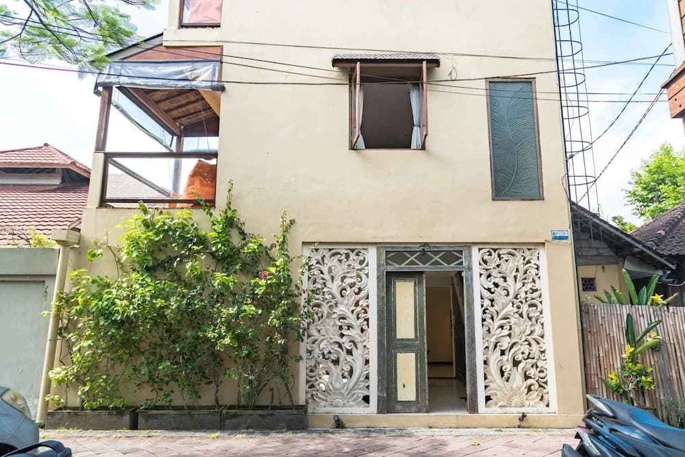 Studio Atas - main photo