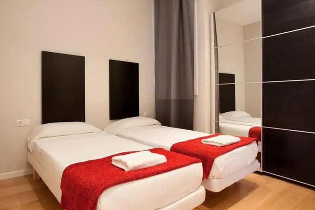 Modern Quiet Flat With A Large Balcony - photo 5