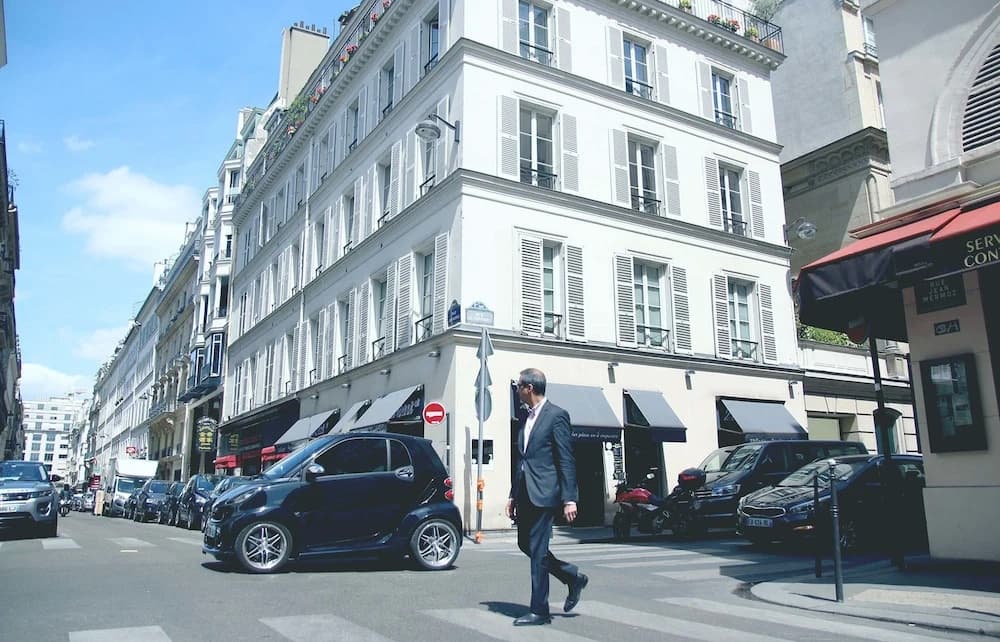Pelican Stay - Parisian Apt Suite - photo 14
