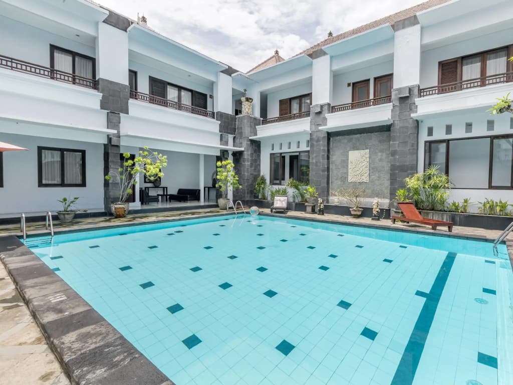 The Radiant Hotel - photo 19