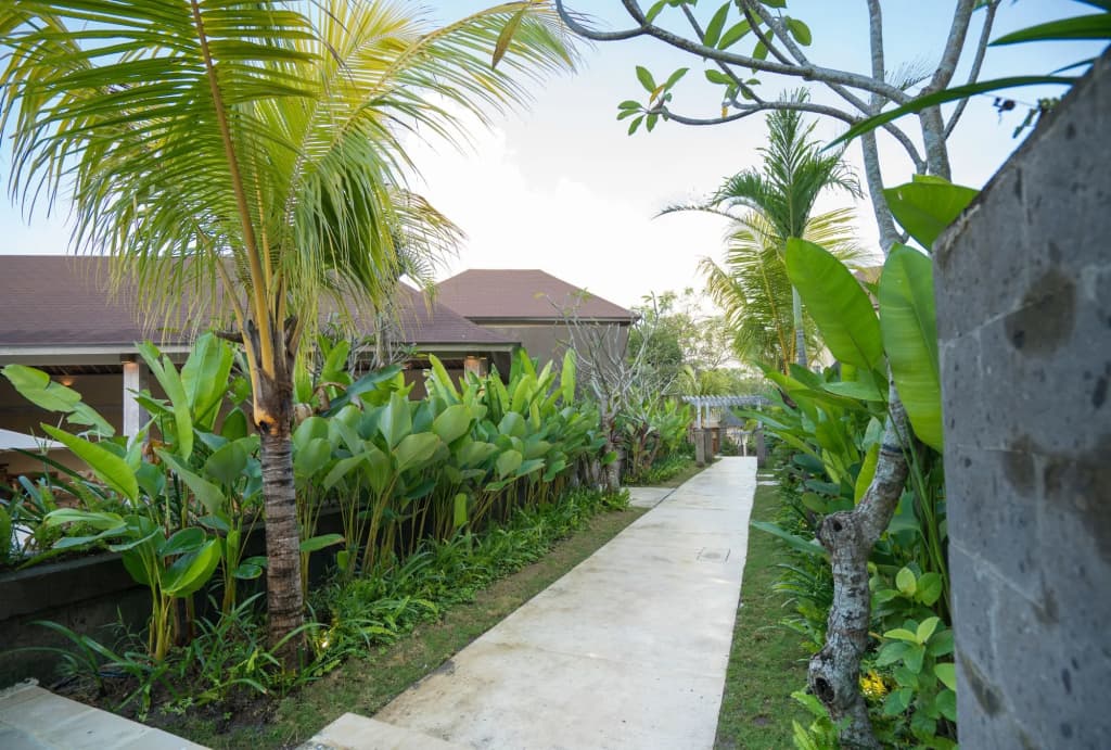 La Berceuse Resort and Villa Nusa Dua by Taritiya Collection - photo 18