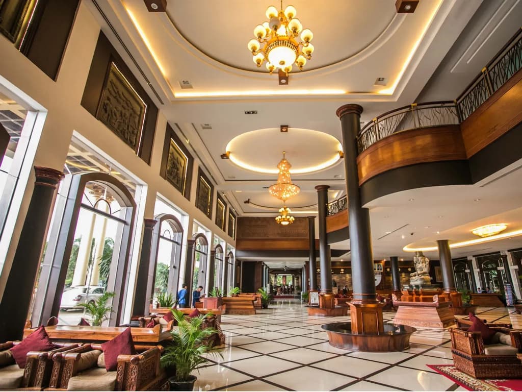 Pacific Hotel & Spa - photo 2
