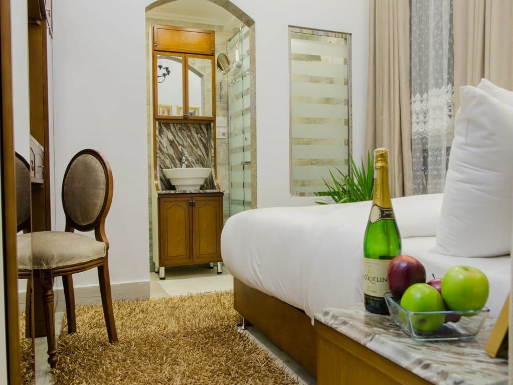 Paris Hotel - photo 5