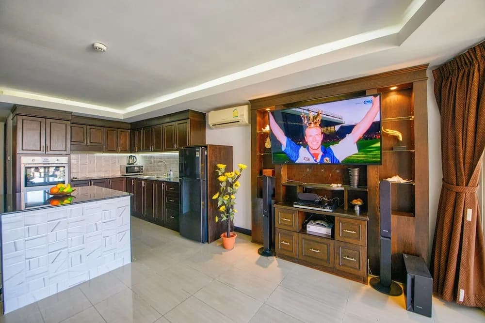 Royal Hill Resort Condotel - photo 4