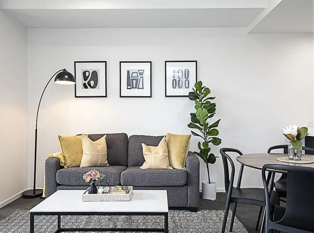 CANBERRA CHIC-hosted by:L'Abode Accommodation - photo 9