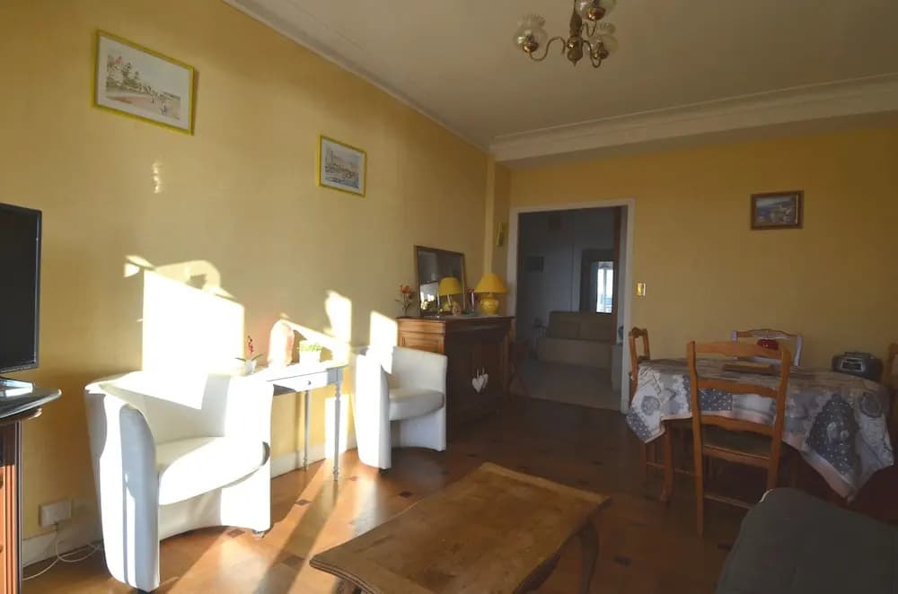 Period apartment 5 persons with Sea View and Parking in Port of Nice - photo 2
