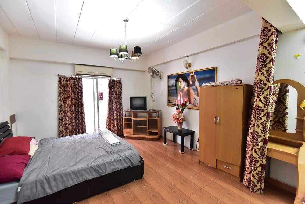 Javan Guesthouse - photo 13
