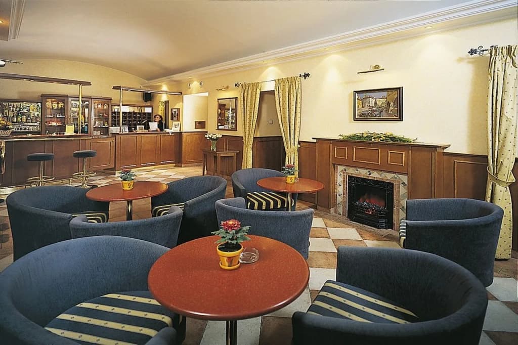 Hotel Arbes - photo 2