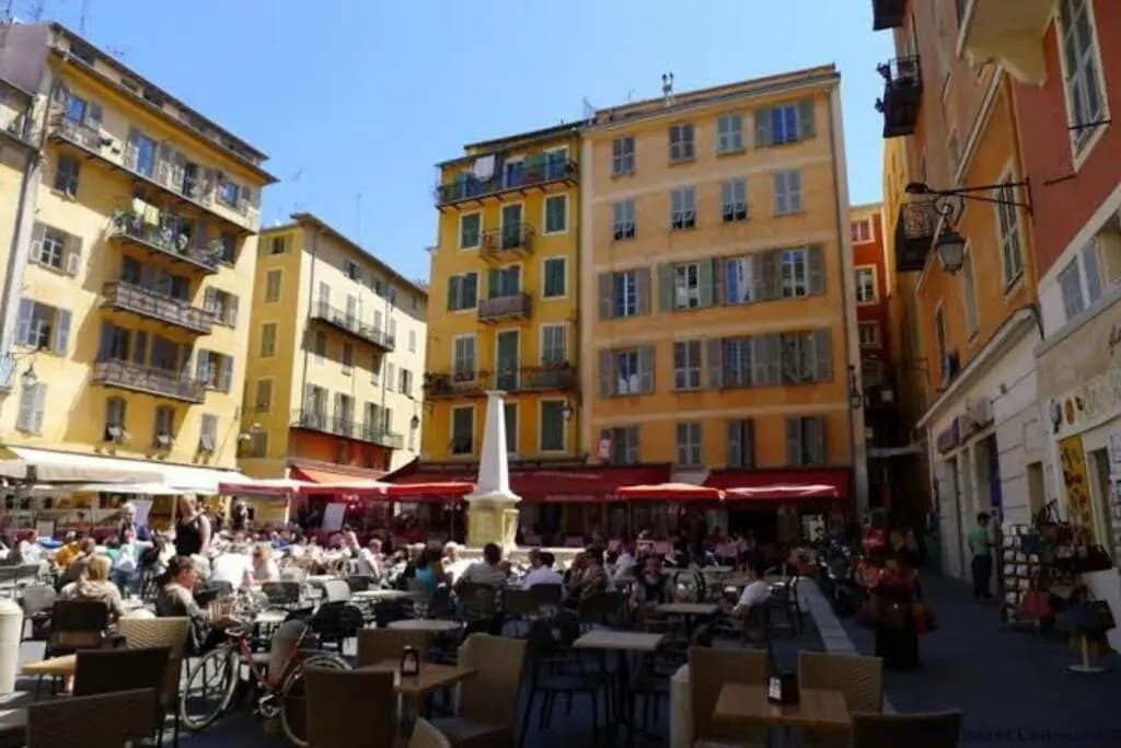 VIEUX NICE-3 Pièces Moderne- 100m de la mer - photo 9