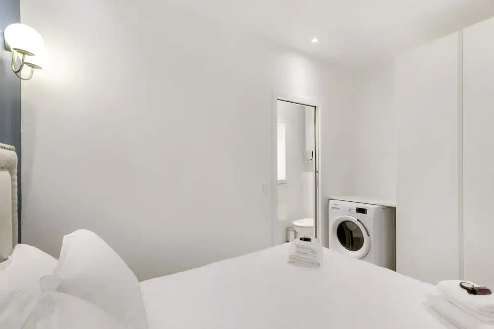 Pick A Flat's Passage Cardinet apartment - photo 3