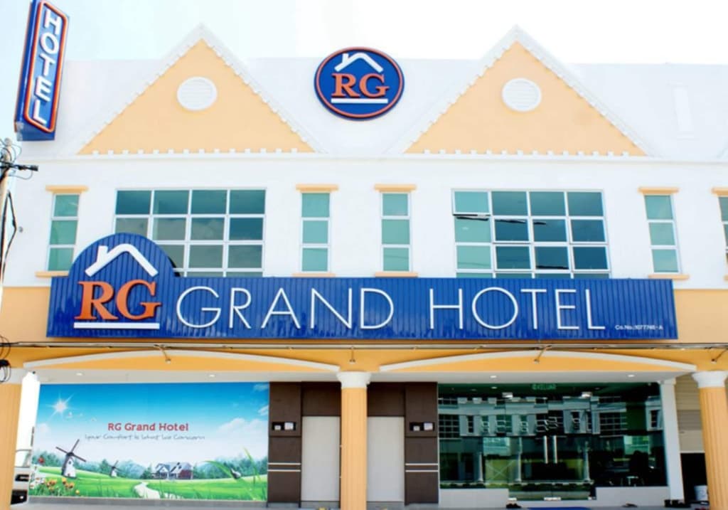 RG Grand Hotel - main photo