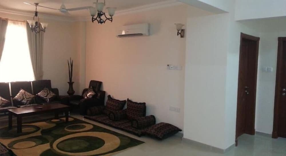 Jarzez Hotel Apartments - photo 4