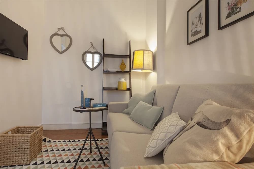 Castelo Apartment - photo 2