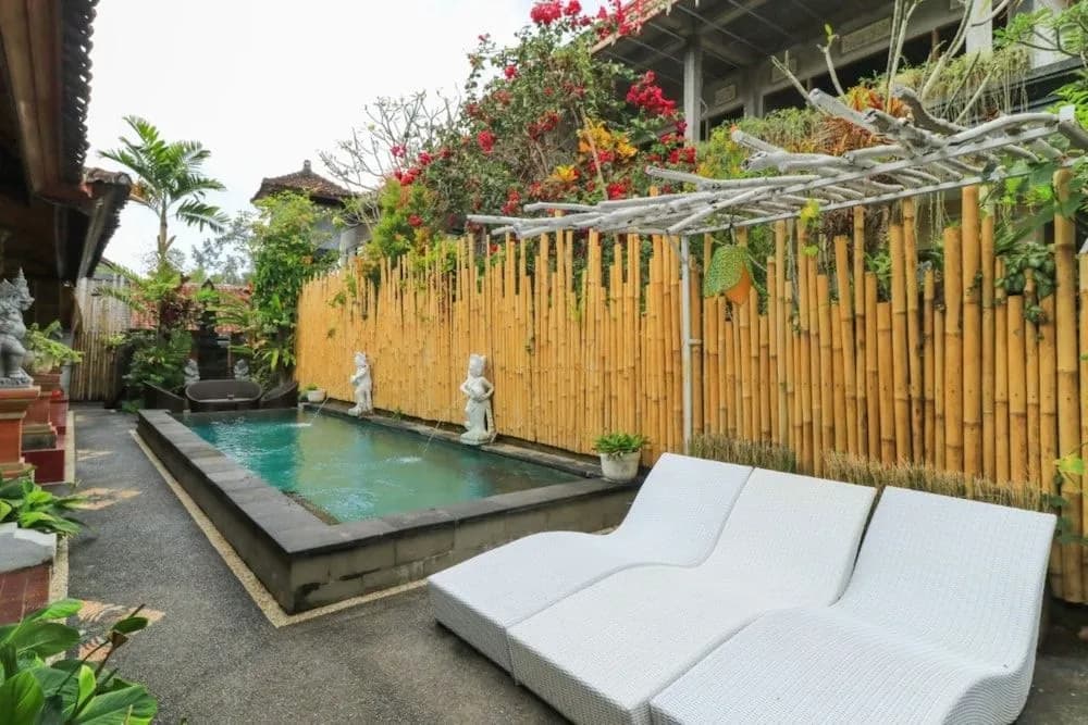 Dira Guest House - photo 11