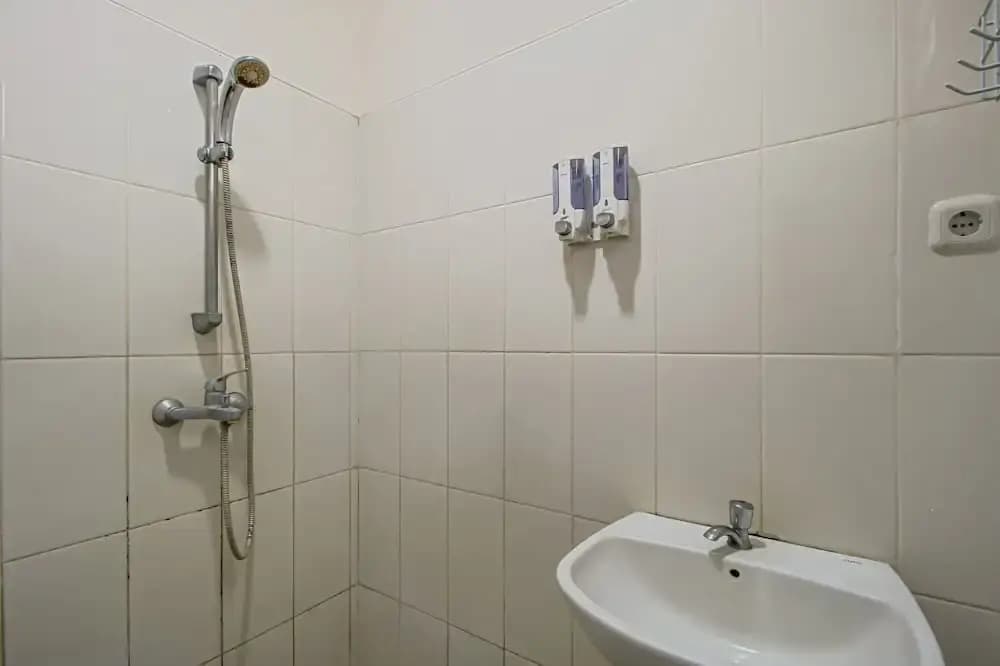 Anggrek Residence - photo 8
