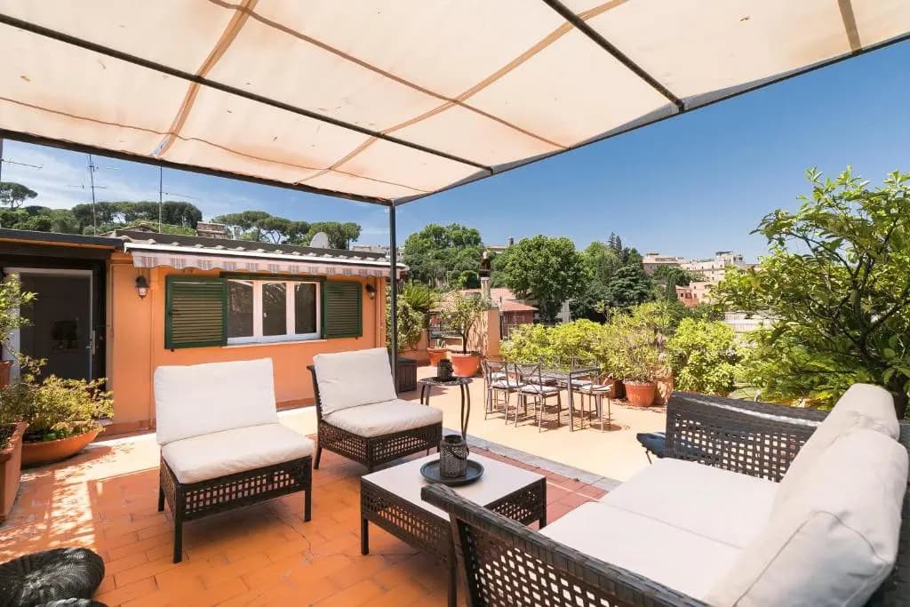 Trastevere Charming Penthouse - photo 4