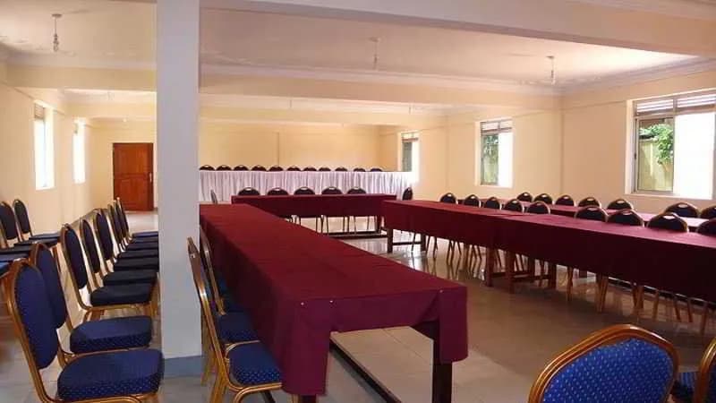 Centra Inn - photo 16