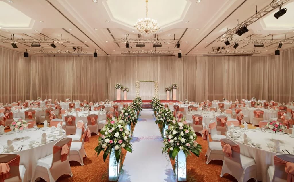 Sheraton Hanoi Hotel - photo 32