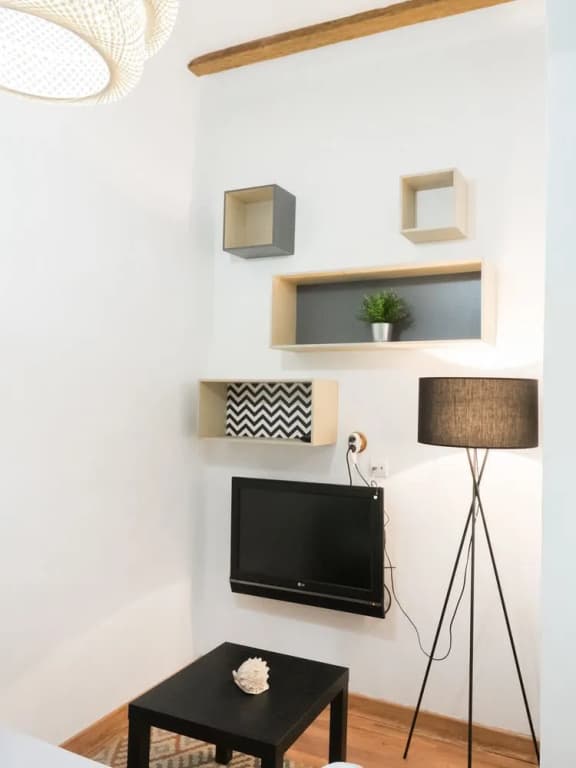 Room to Rent Augusto Figueroa - photo 17