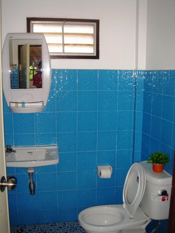 OYO 1154 Naiyang House (Vaccinated Staff) - photo 8