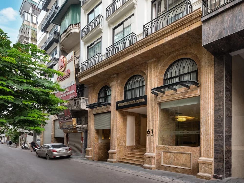 Minasi Grand Hotel - main photo