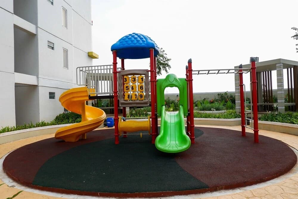 Well Designed And Cozy Studio At Bassura City Apartment - photo 4