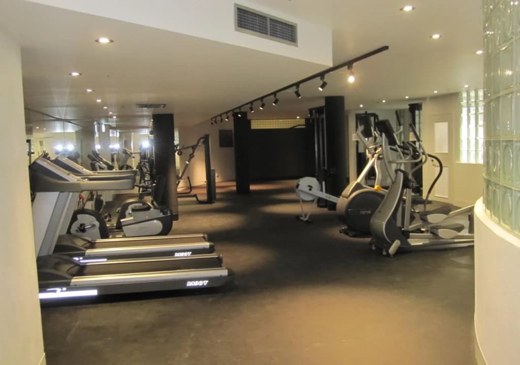 Paramount Serviced Apartments - photo 25